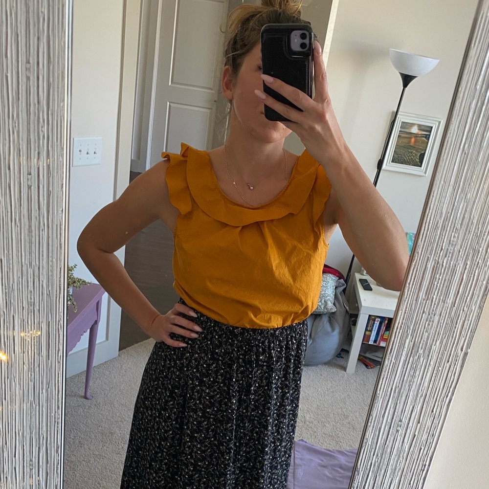 🍁JCrew orange ruffle top - Picture 7 of 8